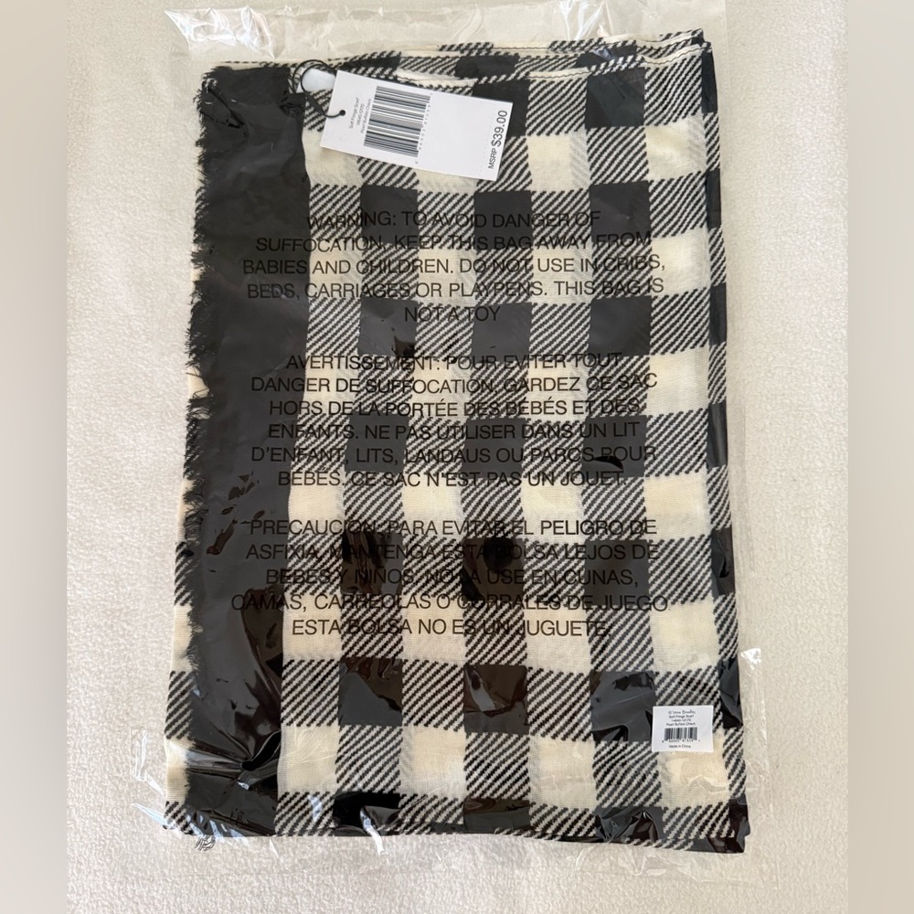 Vera Bradley Pearl Buffalo Check Scarf